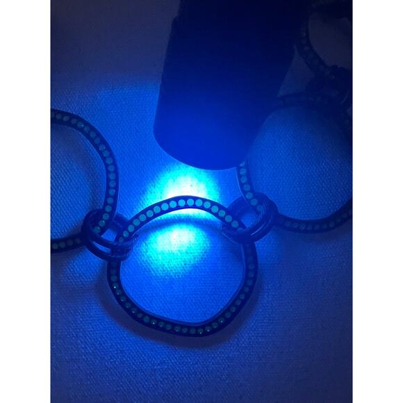 Chunky Link Necklace Large Circle Links Dark Metal Green Rhinestones Glows - Picture 5 of 7